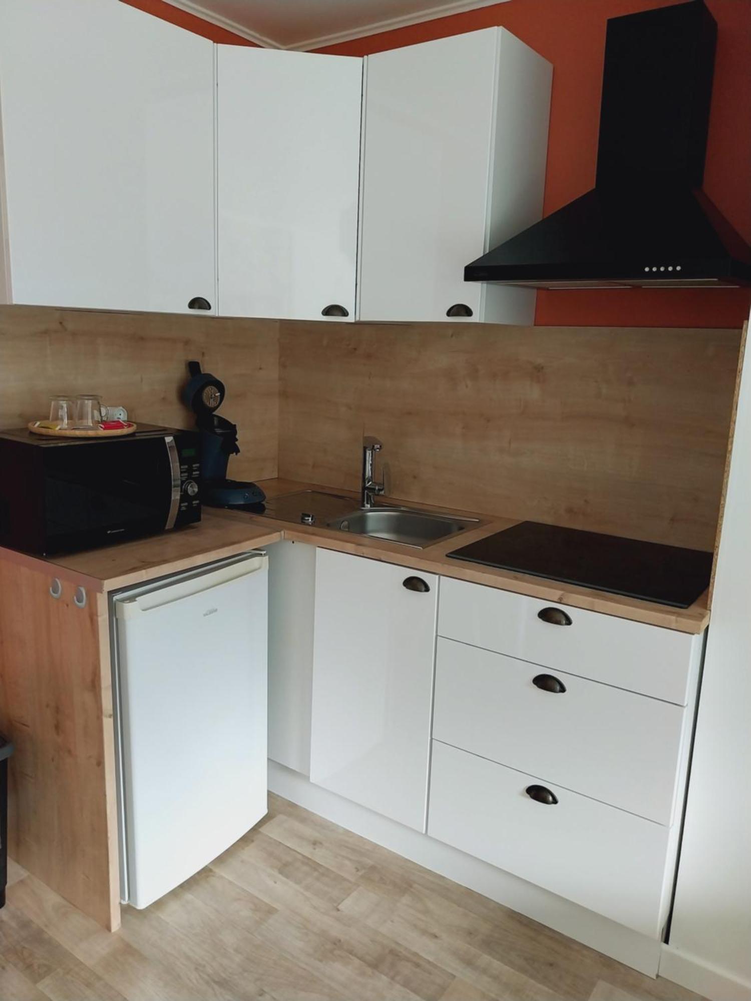 Superbe Grand Studio Tout Confort Avec Exterieur Poussan Dış mekan fotoğraf